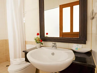 King Room with Balcony — Garden Phuket Hotel